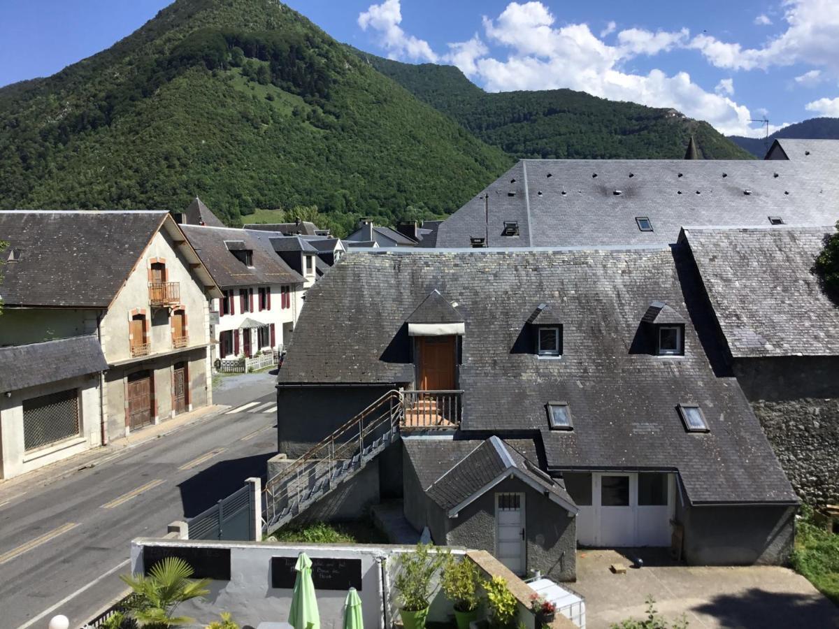 Hotel Des Nestes Sarrancolin Exterior foto